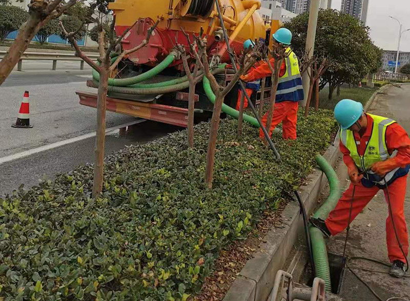新源市政管道清淤